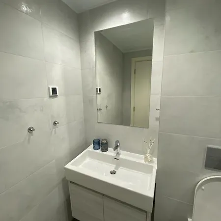 Voyager 360, Free Private Parking * Belgrade